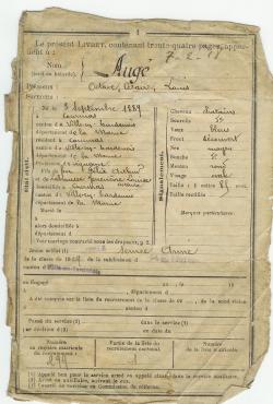 Octave AUGÉ Né le 9 septembre 1889 Profession vigneron Octave AUGÉ Né le 9 septembre 1889 Profession vigneron