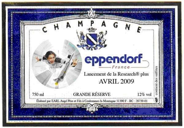 Etiquette de champagne avec photo cadre bleu